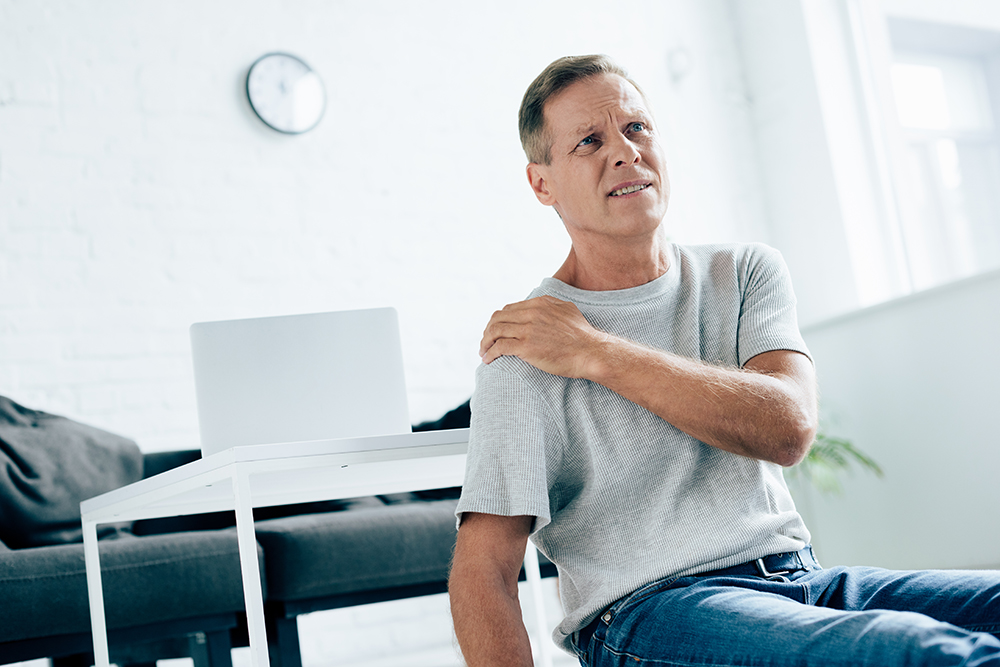 4 top PT techniques used in torn rotator cuff treatment