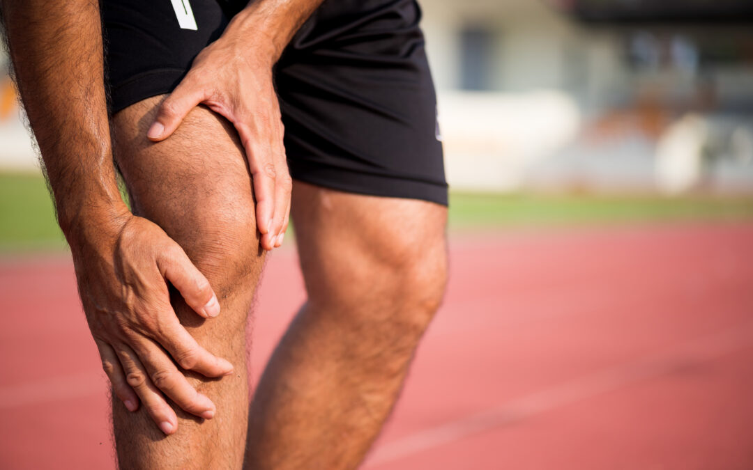 13 conditions that may be to blame for your sudden knee pain without injury